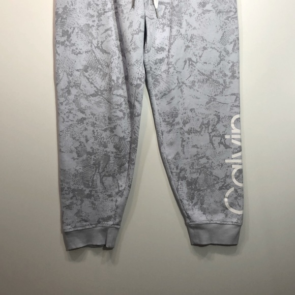 Calvin klein blue and white sport track suit - Picture 5 of 5